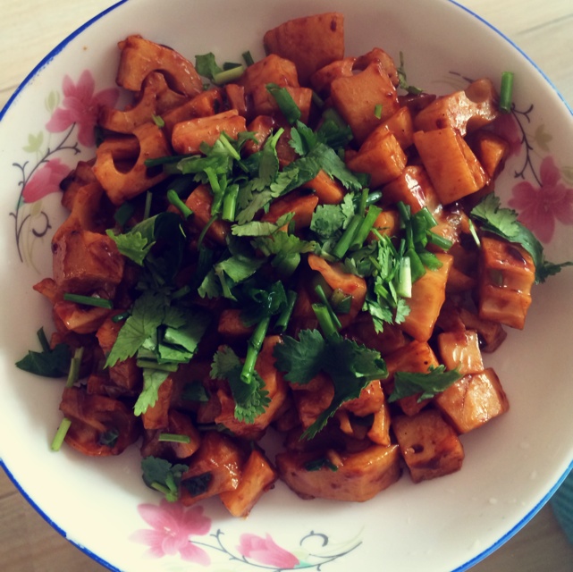 酸甜的开胃菜-  糖醋藕丁