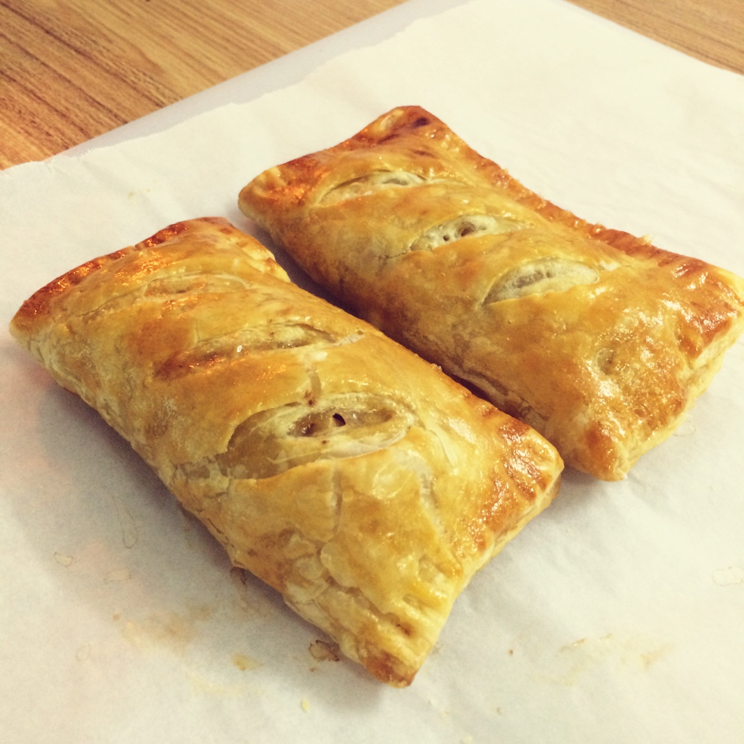 小八一日三餐做的酥皮苹果派