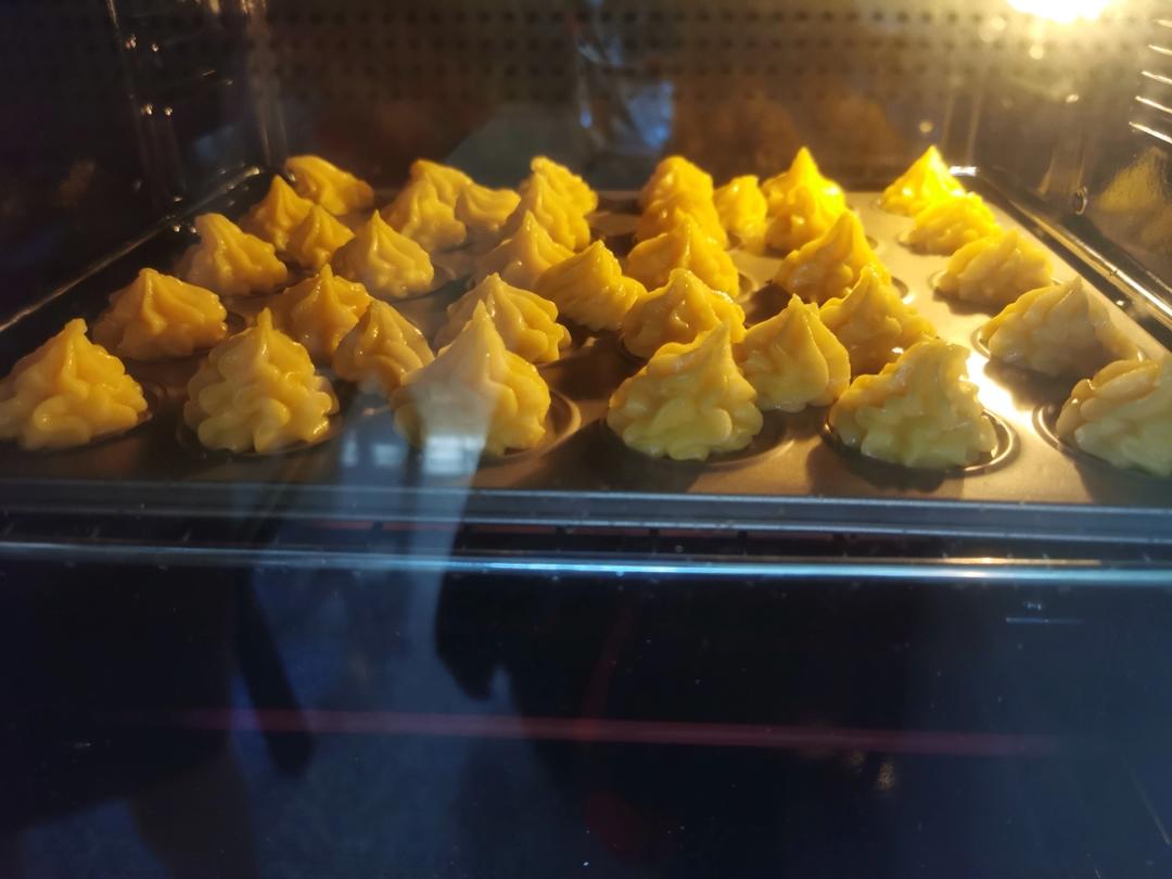 简单易成功的奶油小泡芙做法