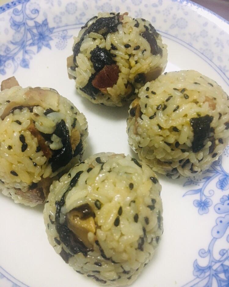 海苔饭团