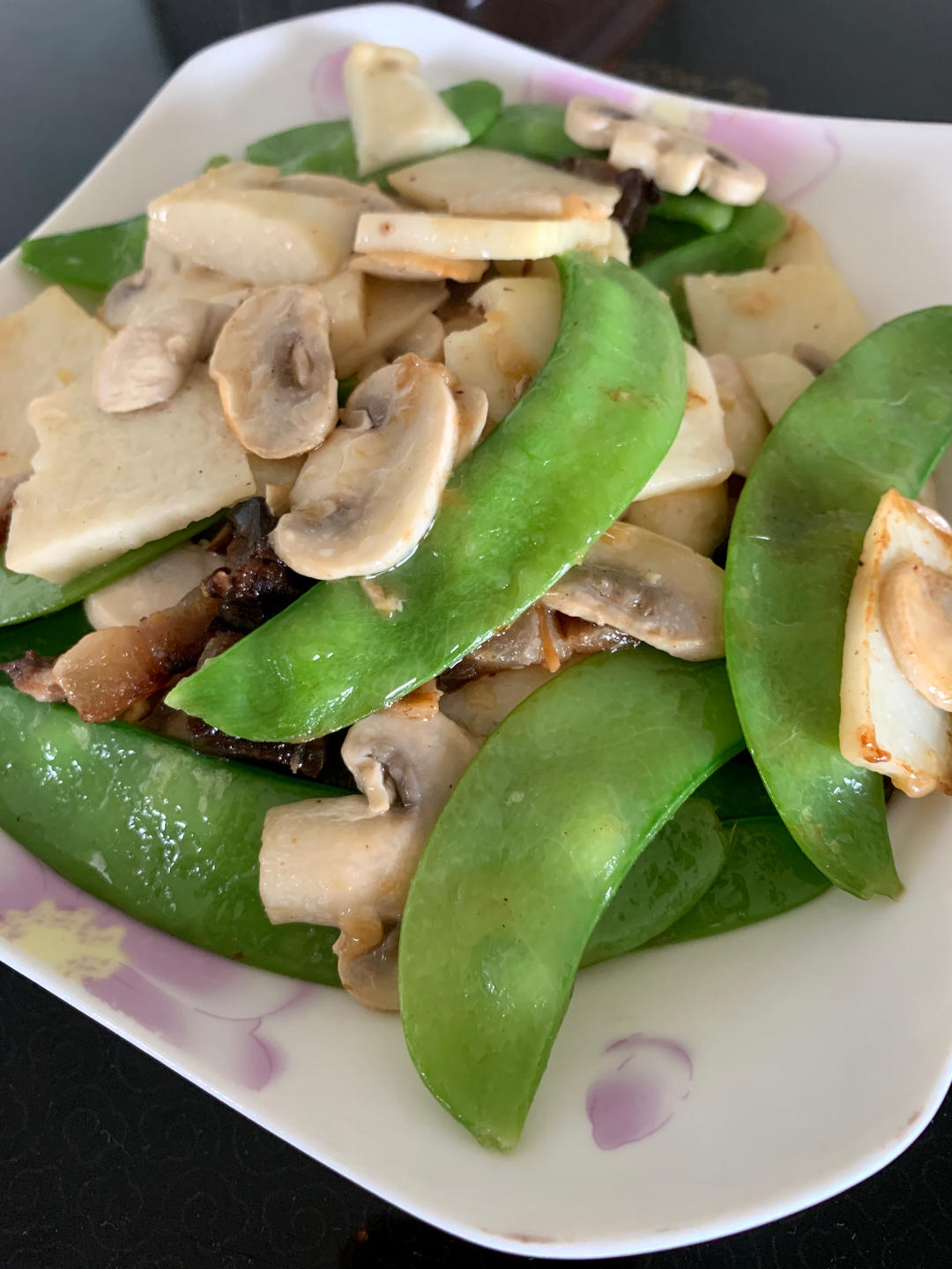 简单好吃的山药木耳炒荷兰豆