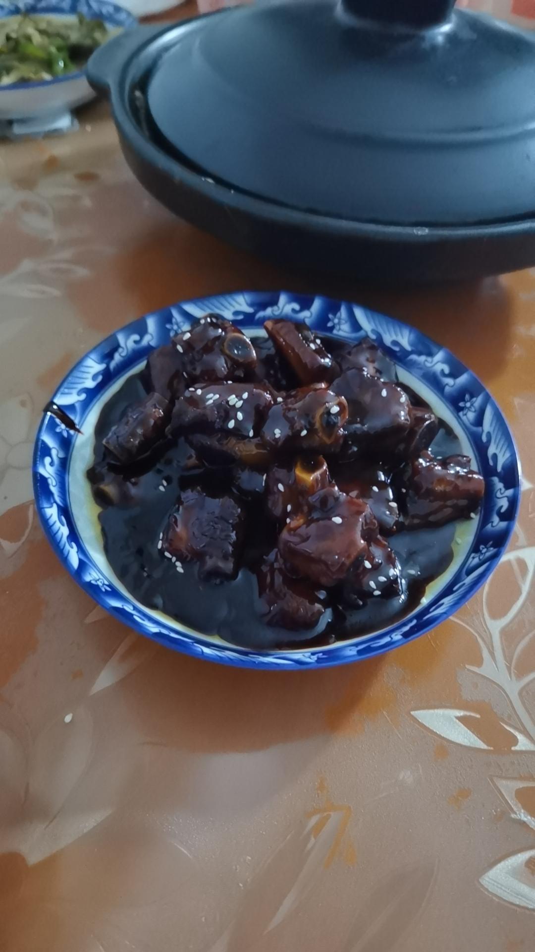 勾魂的拉丝糖醋排骨，吃完一定要吮指