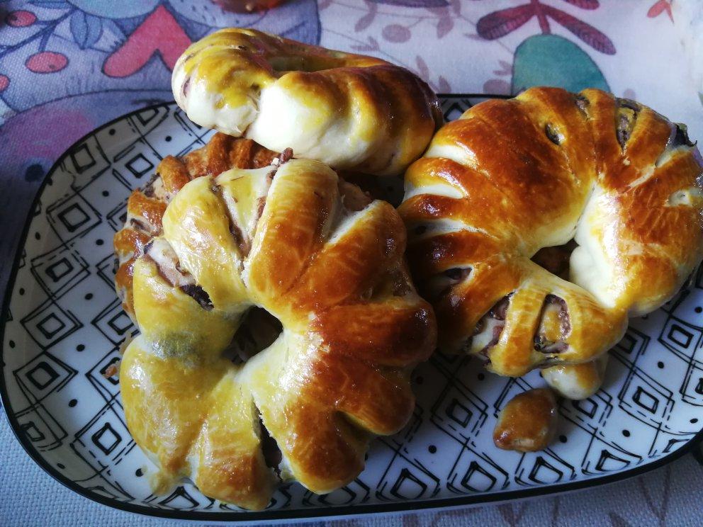 简单易学的红豆沙面包圈