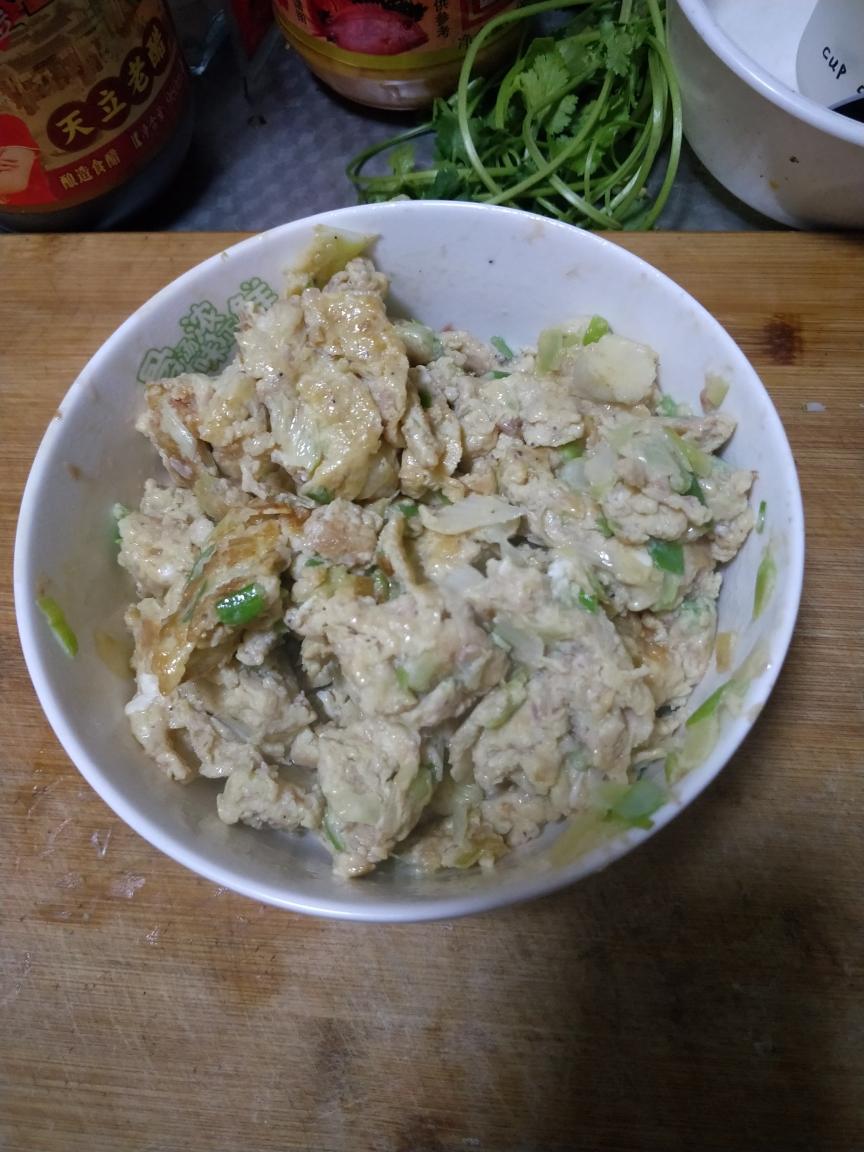 鸡蛋虾酱