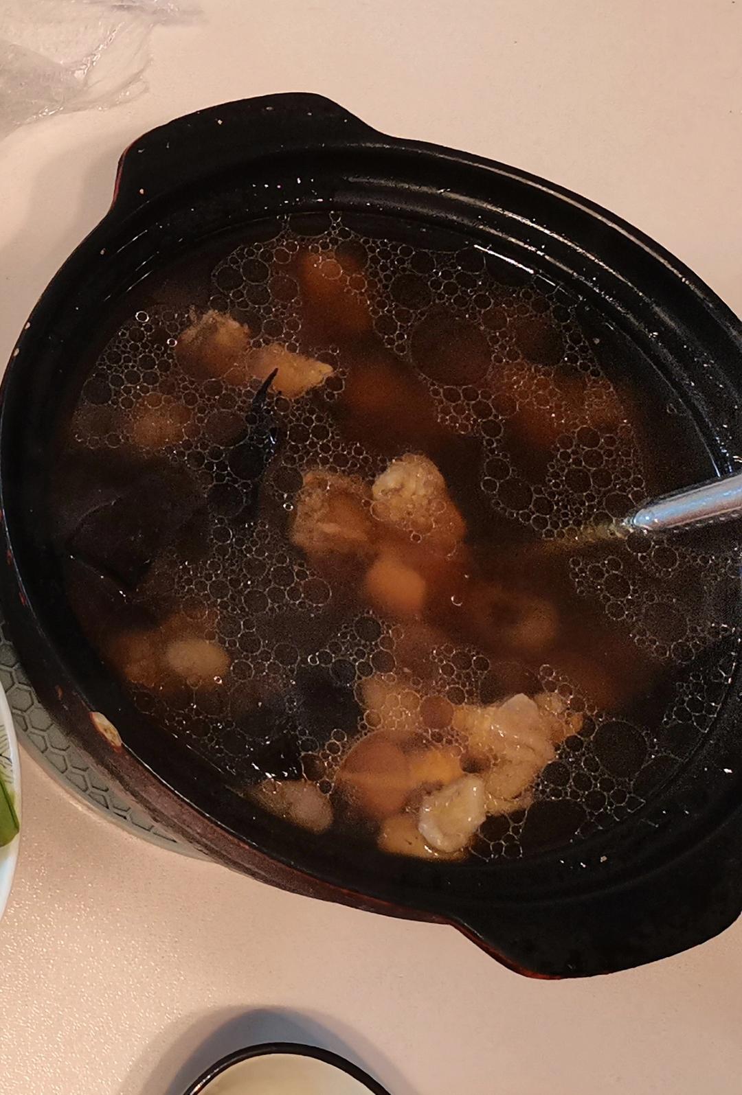 灵芝炖鸡