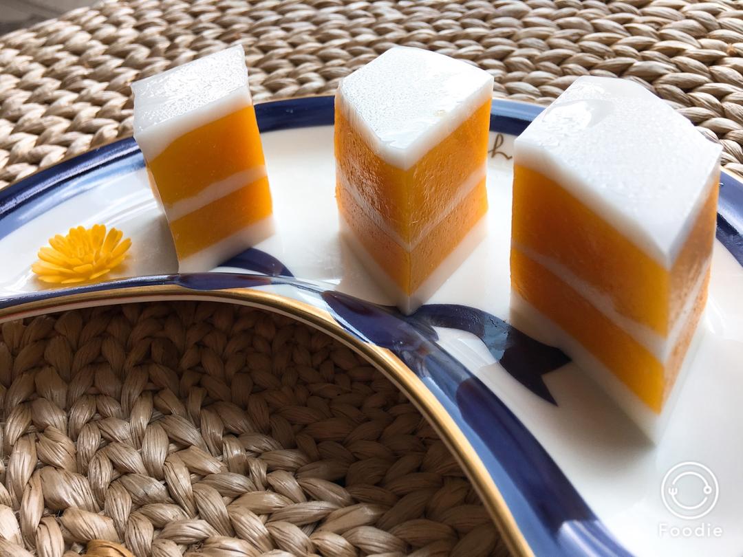 芒果椰汁千层糕