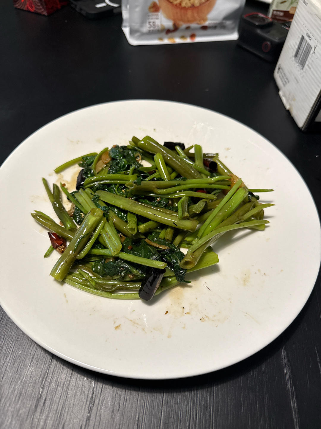 爆炒耗油空心菜