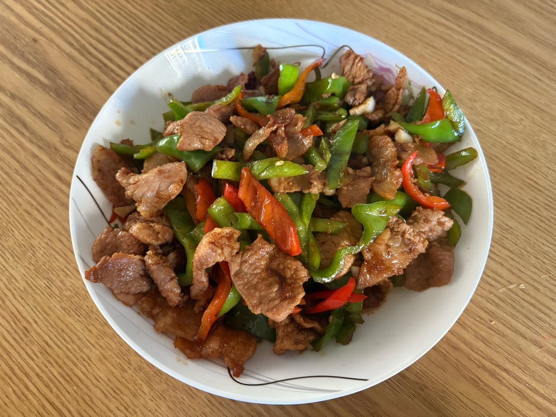湖南名菜下饭神器《辣椒炒肉》简单到你意想不到！