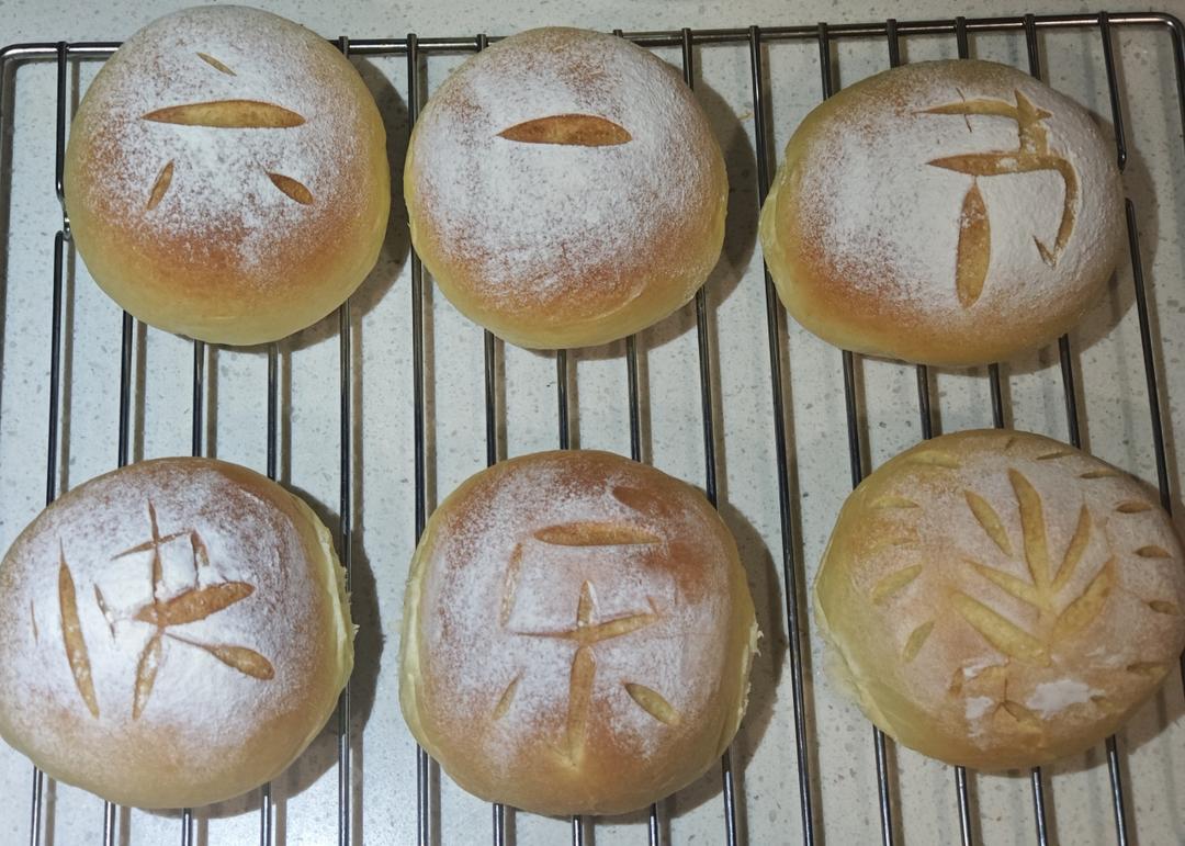 这奶酪面包有多好吃，为它早起一个月都值！