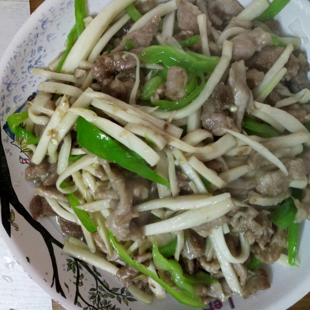 鸡腿菇炒肉