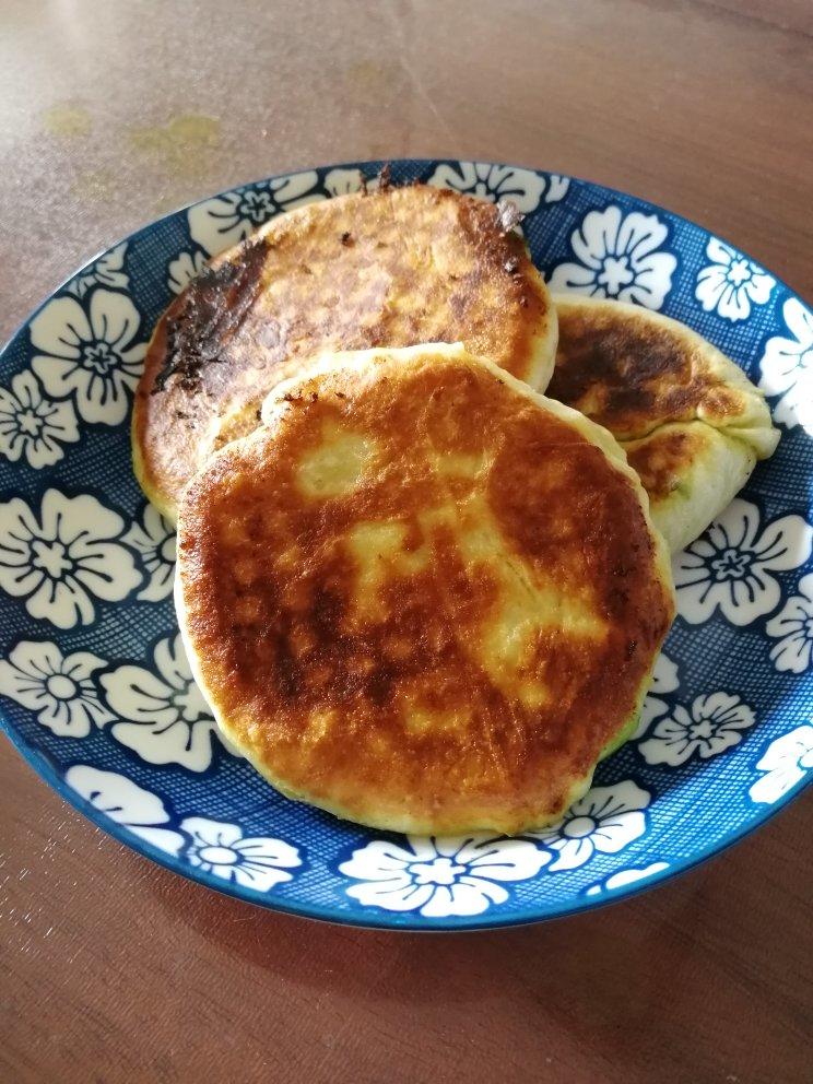 超级酥软好吃的馅饼