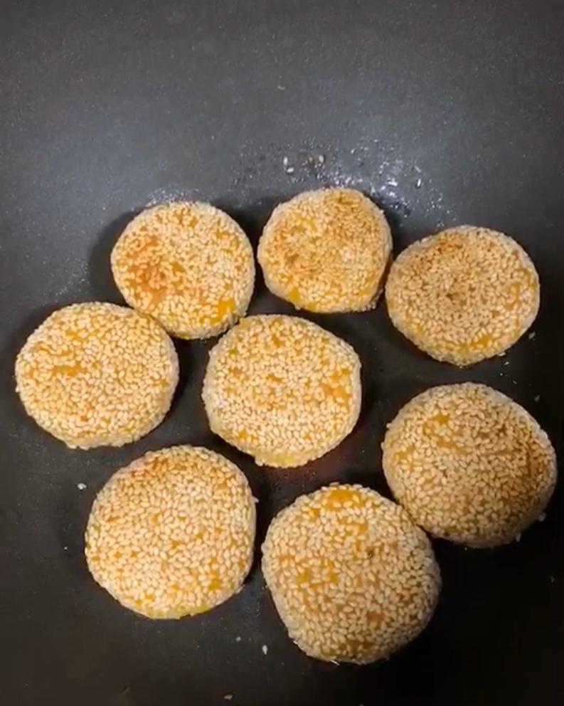 芝麻南瓜饼