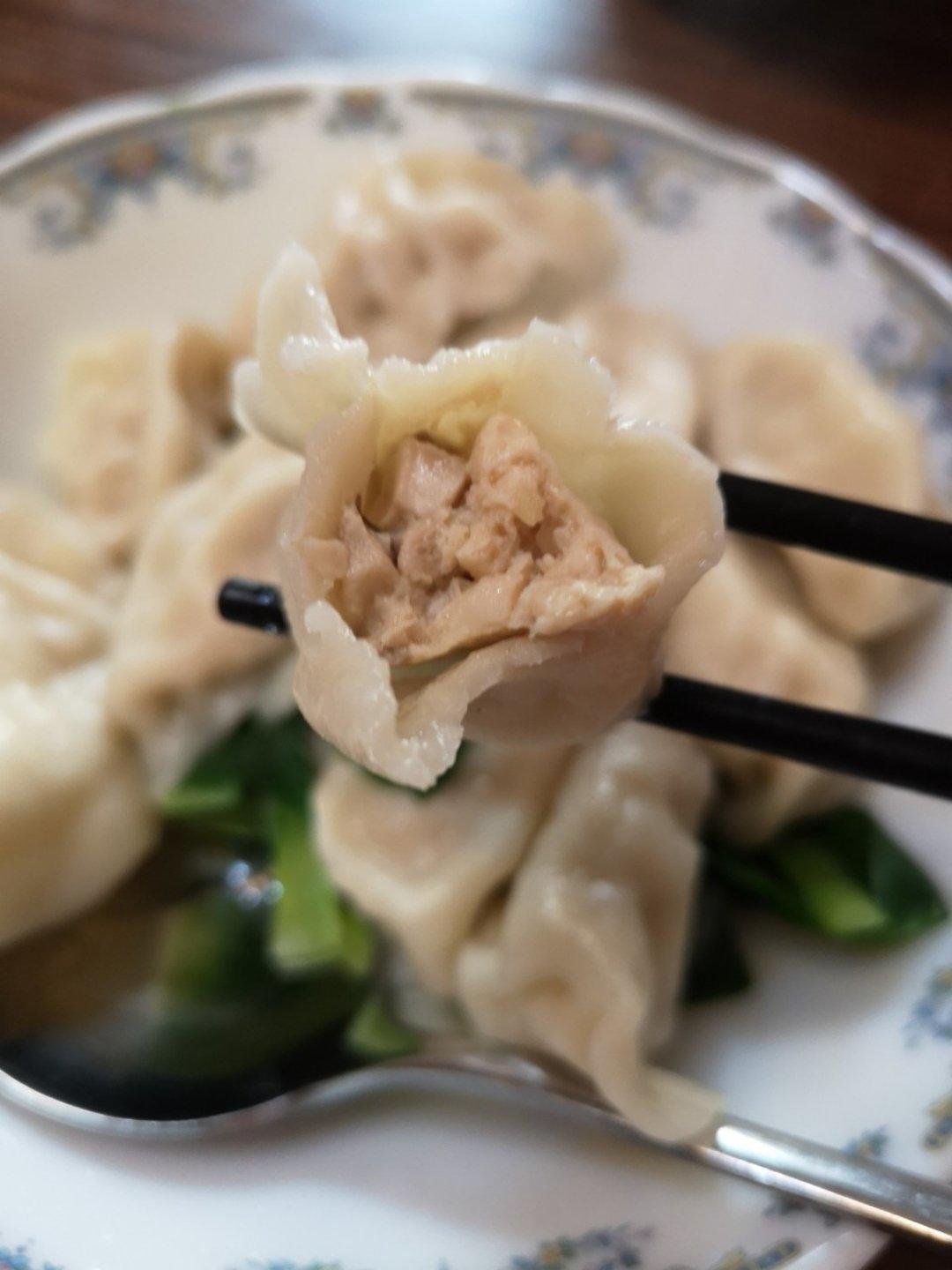 超鲜菌菇鸡肉大馄饨