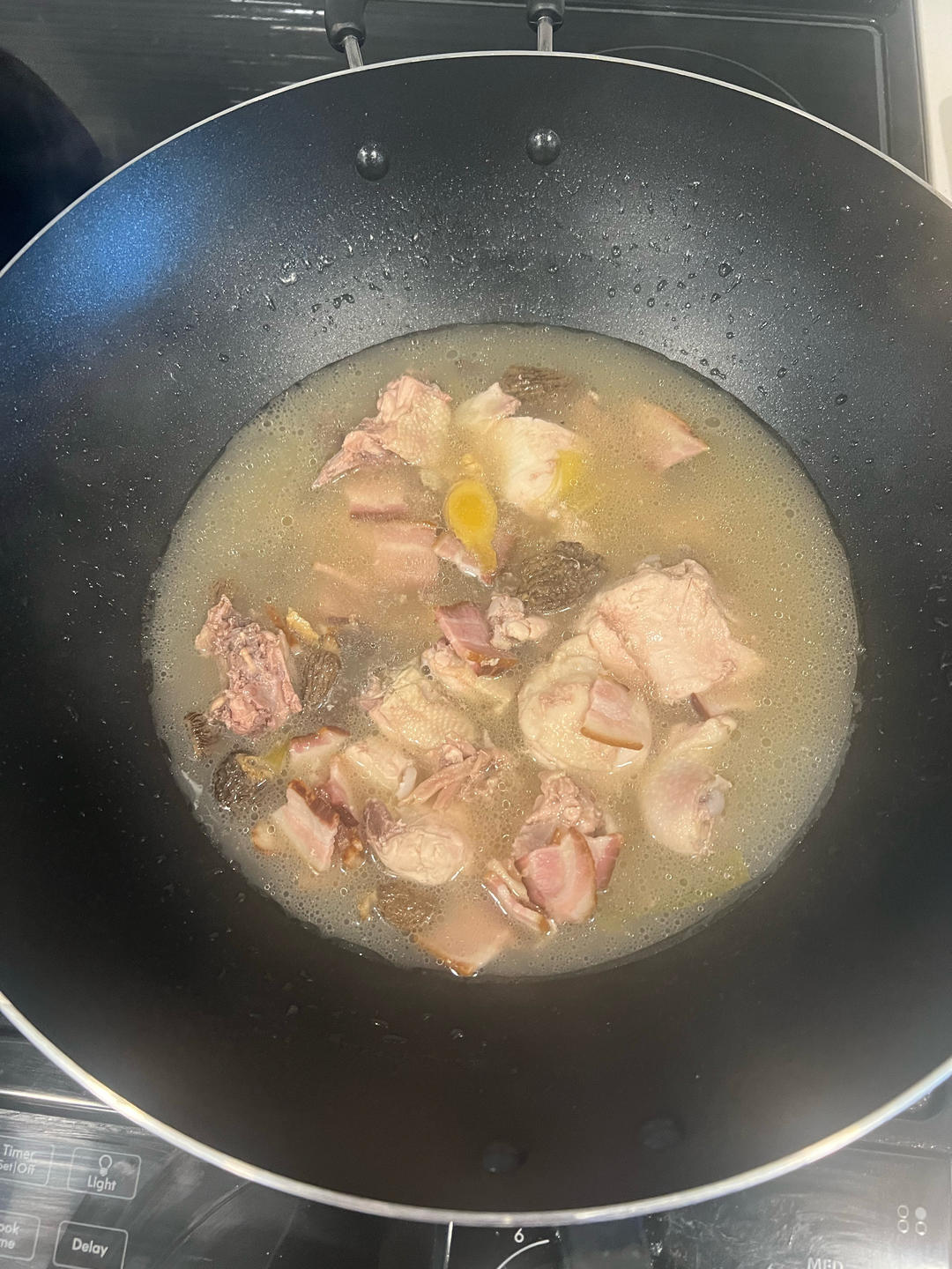 鸡汤羊肚菌
