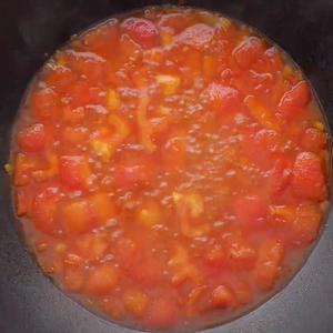 番茄鸡蛋烩油条的做法 步骤5