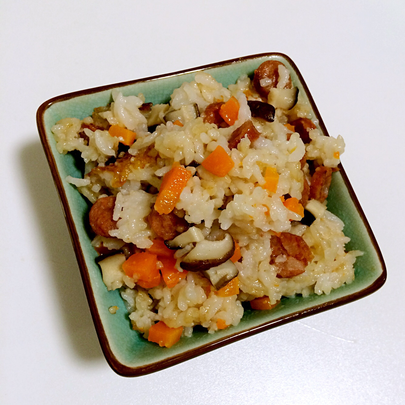 电饭锅版香菇腊肠饭