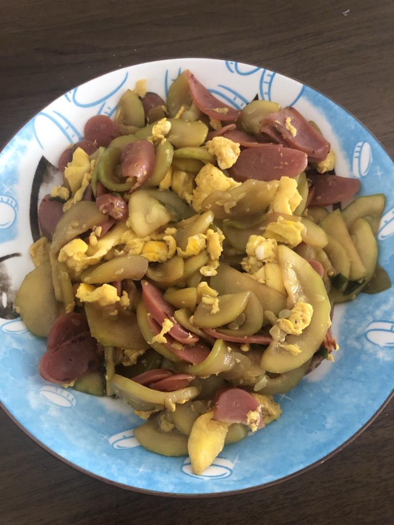 西葫芦火腿炒鸡蛋