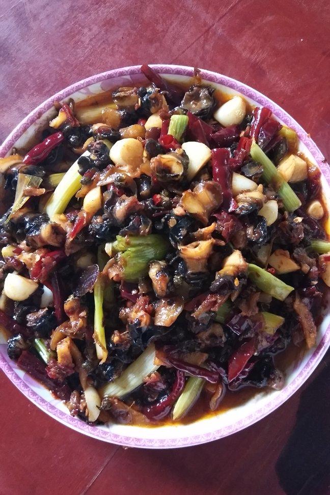 爆炒螺丝肉