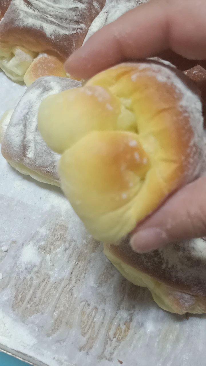 软到不知所措的牛奶卷