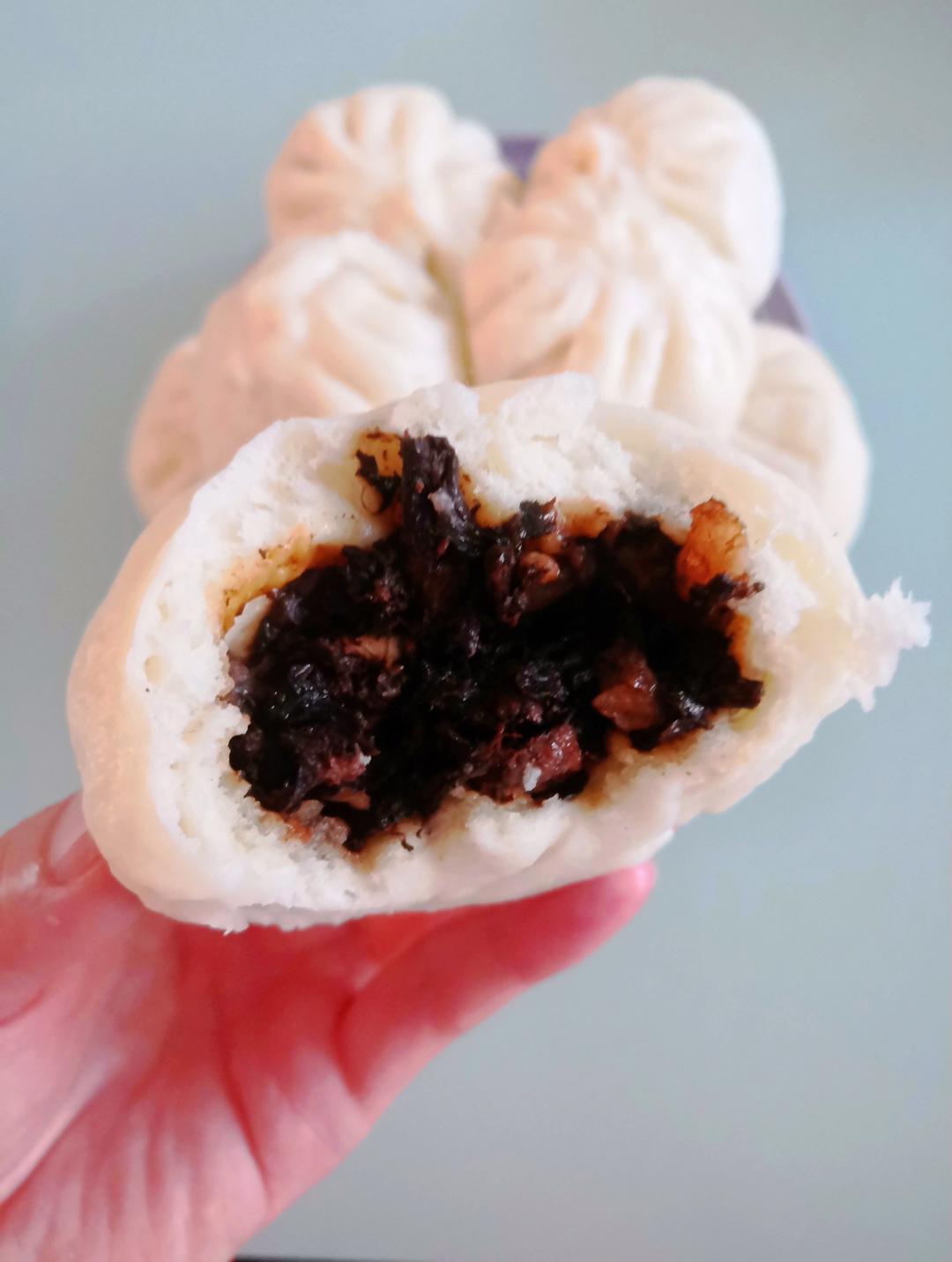梅干菜大肉包