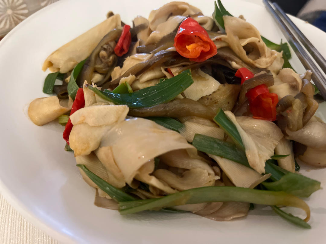 茄子杏鲍菇混炒