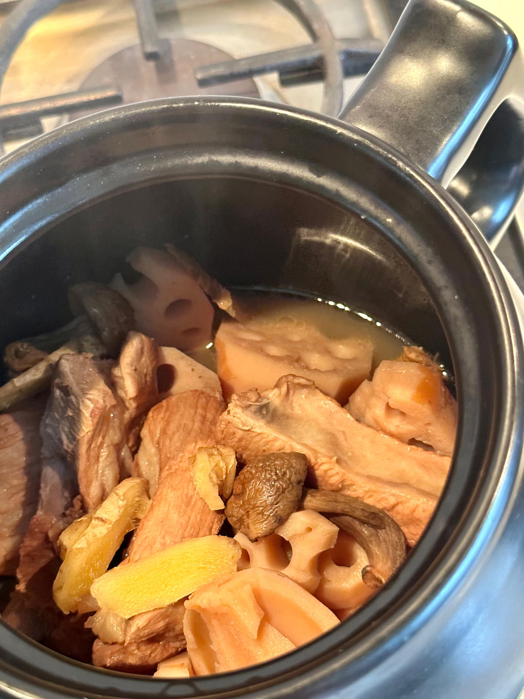 就是这个味道，好好喝的藕汤  #湖北藕汤 /湖北人对藕汤有独特的执着