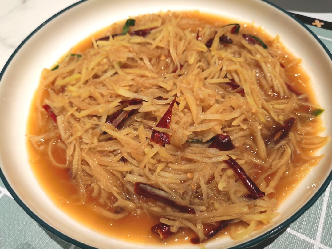 酸辣土豆丝的家常做法 超级下饭