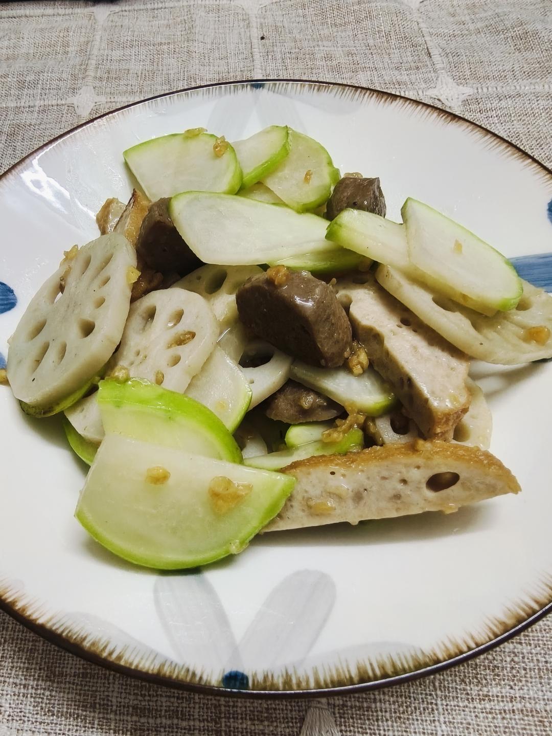 自创潮汕风味小炒