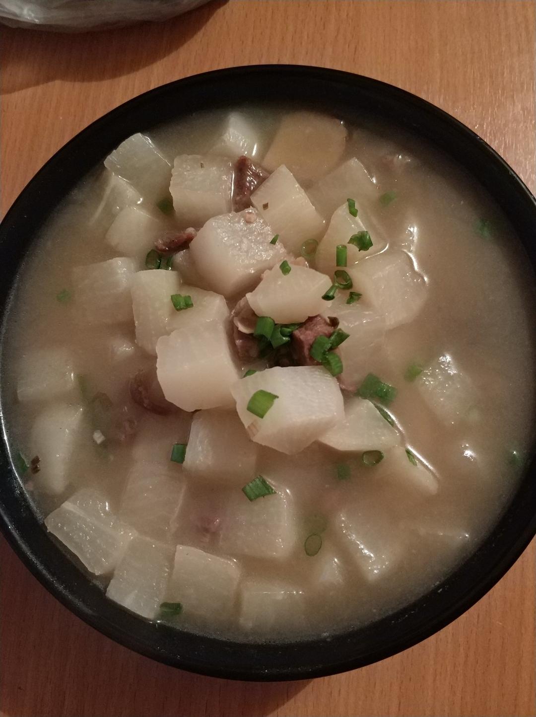 牛肉炖萝卜