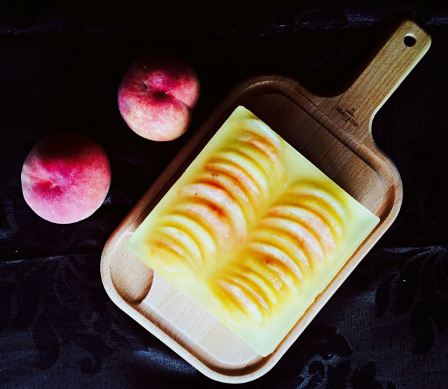 蜜桃冻芝士蛋糕