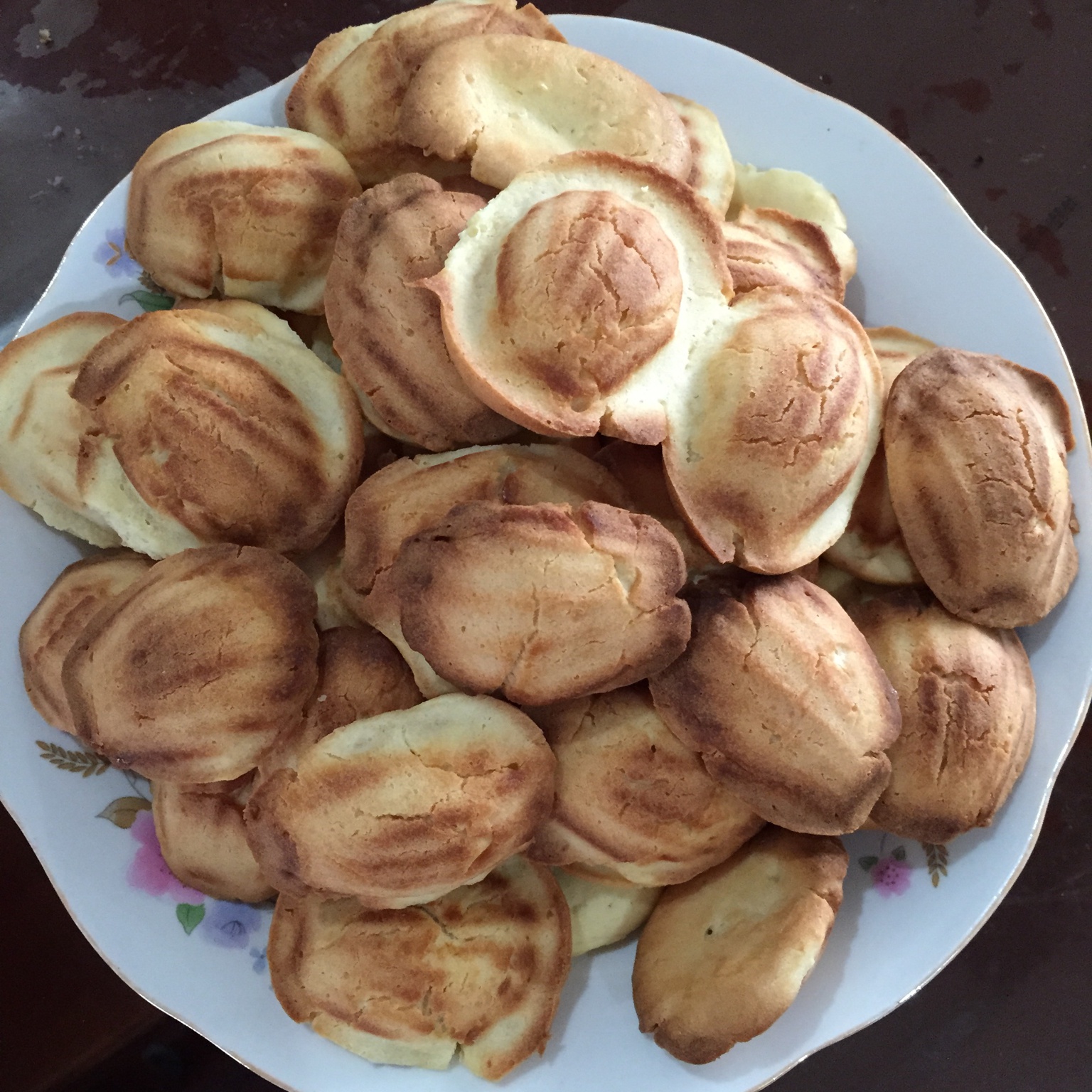 玛德琳（蓝带方）
