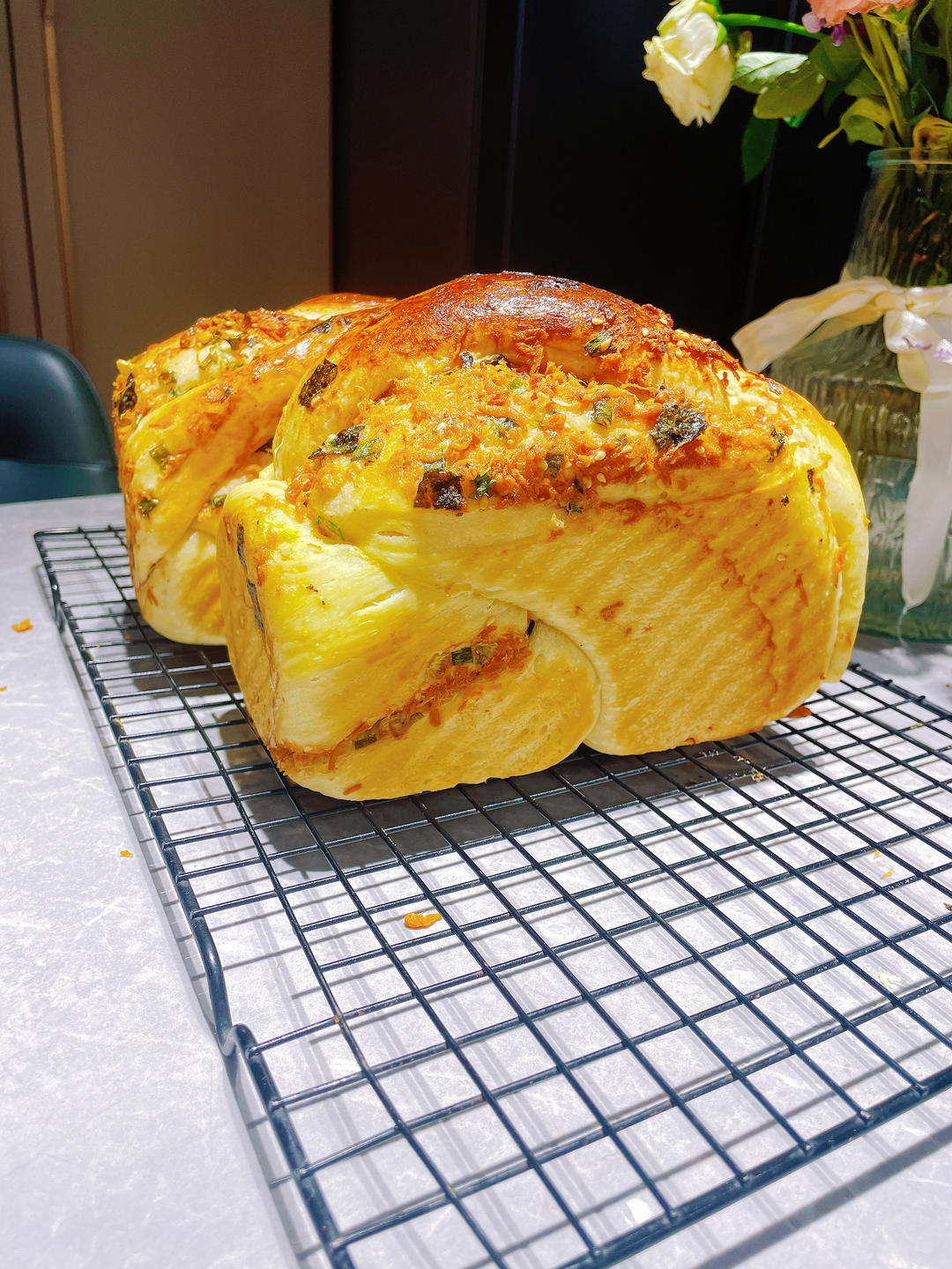 香葱肉松手撕吐司