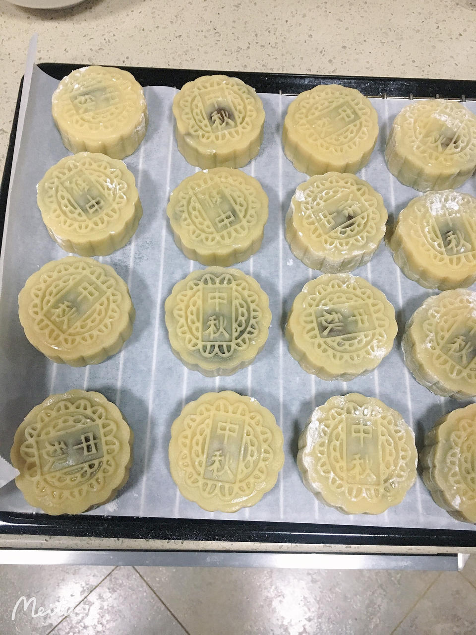 100克蛋黄豆沙月饼