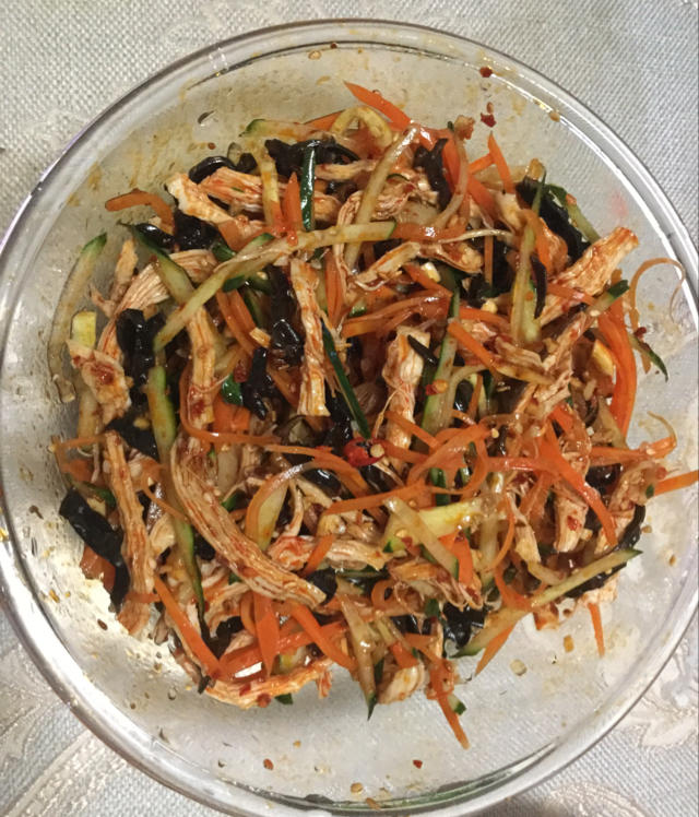 凉拌鸡丝