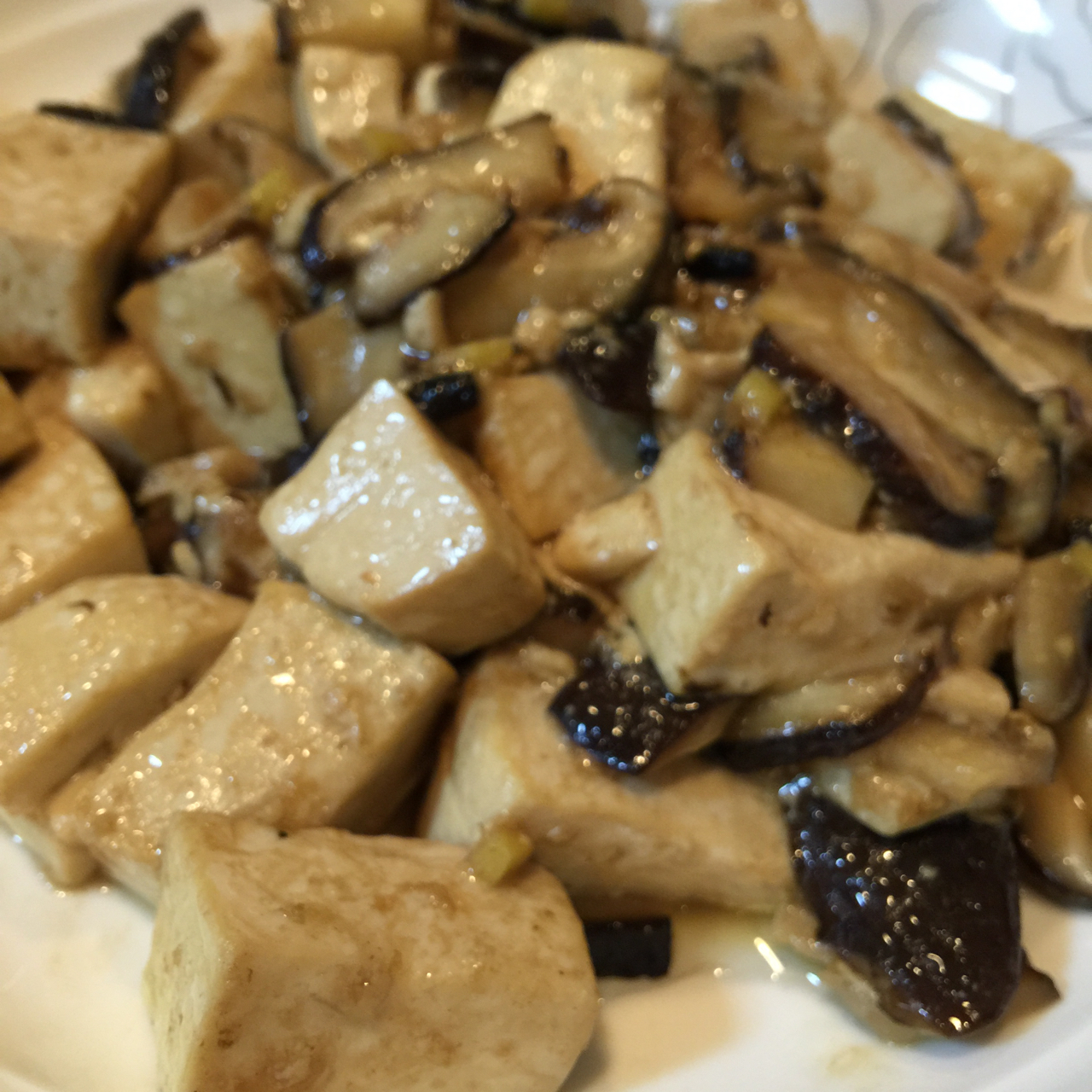 香菇煮豆腐
