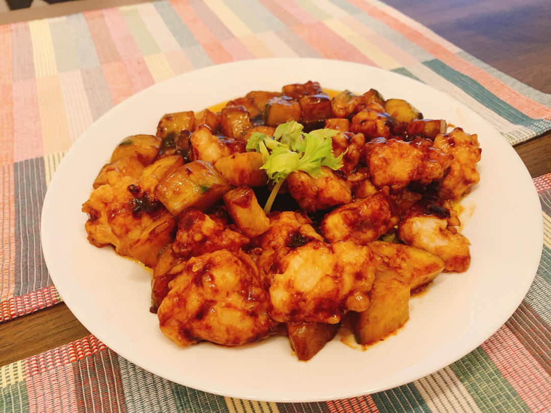 宫保虾滑，夏日里一道开胃好吃的创意家常菜