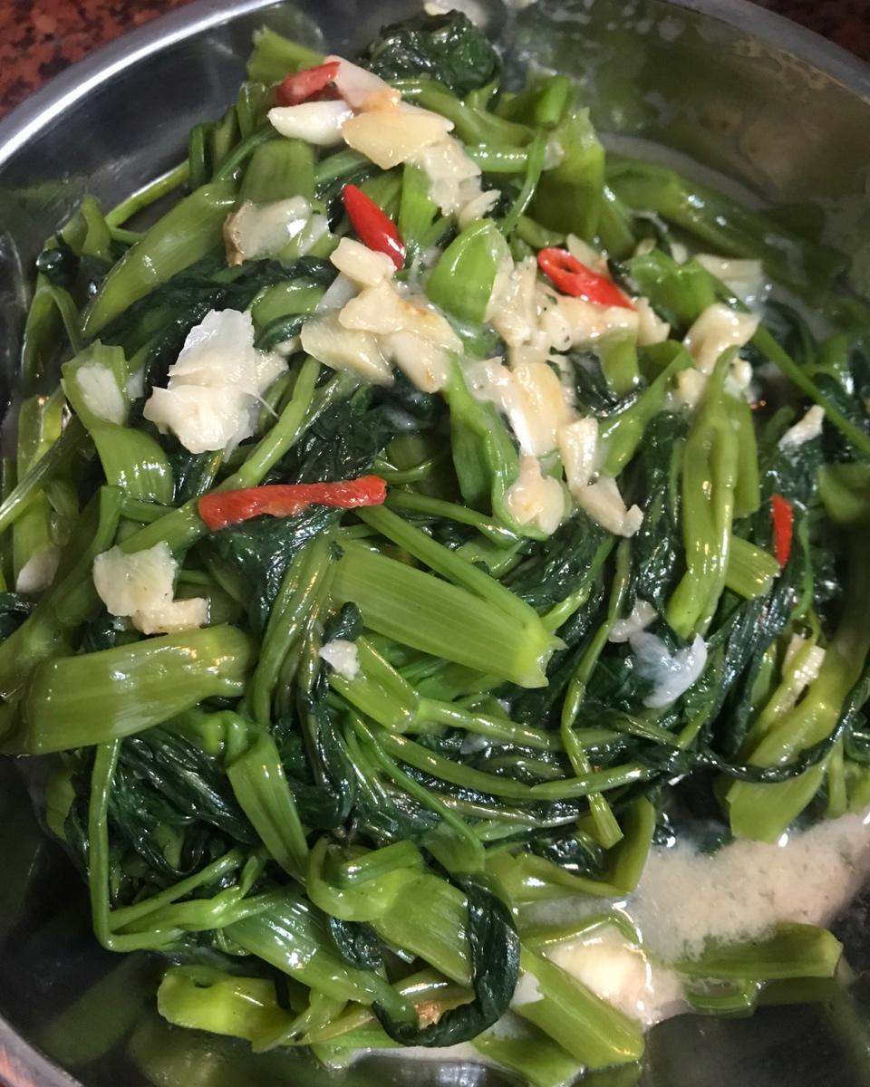 椒丝腐乳炒通菜