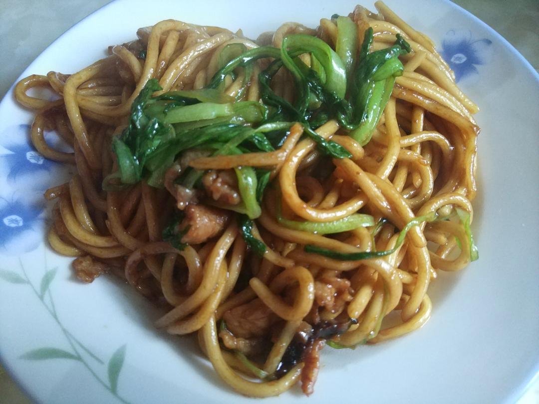 鸡毛菜肉丝炒面