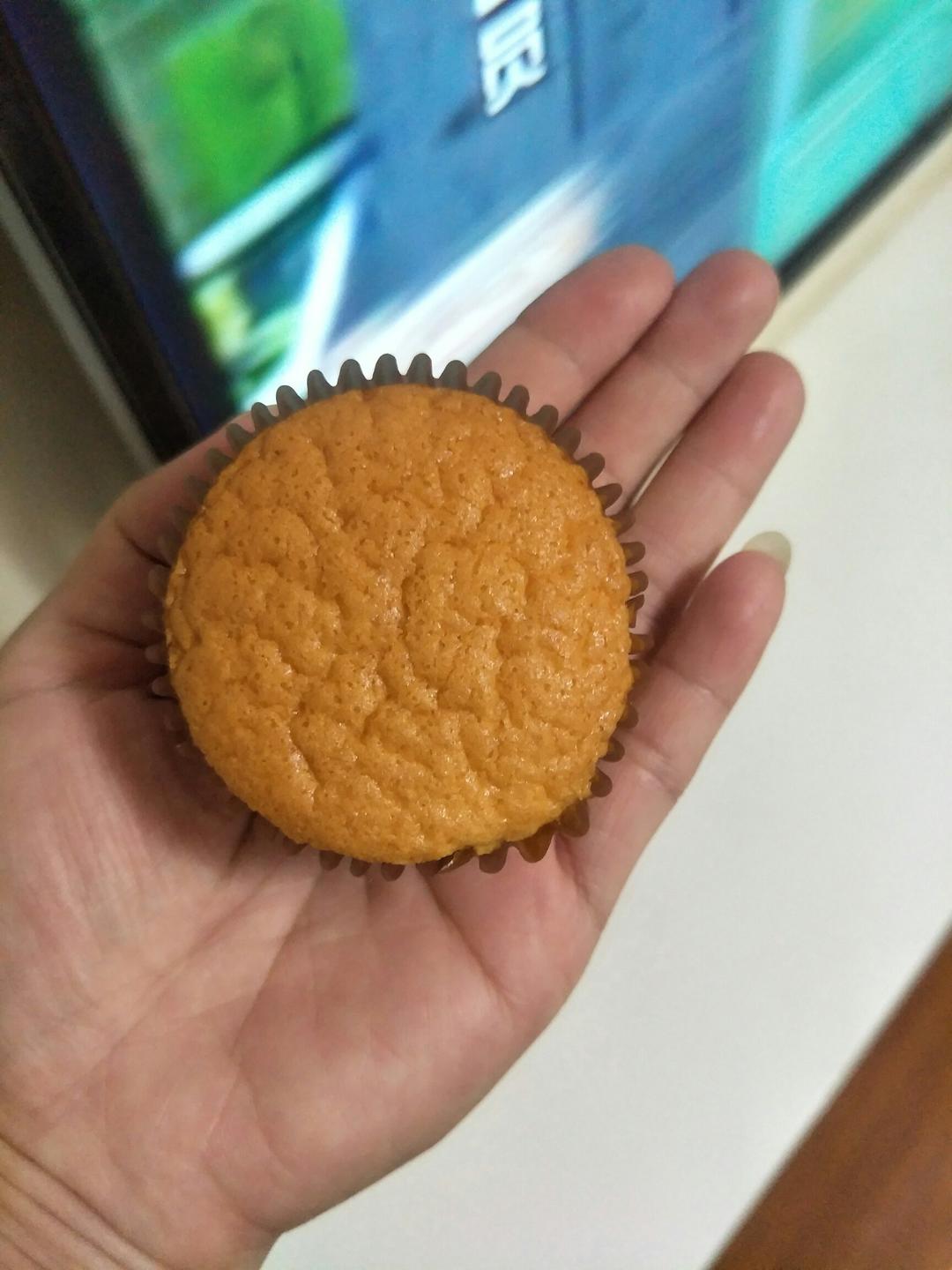 海绵纸杯蛋糕