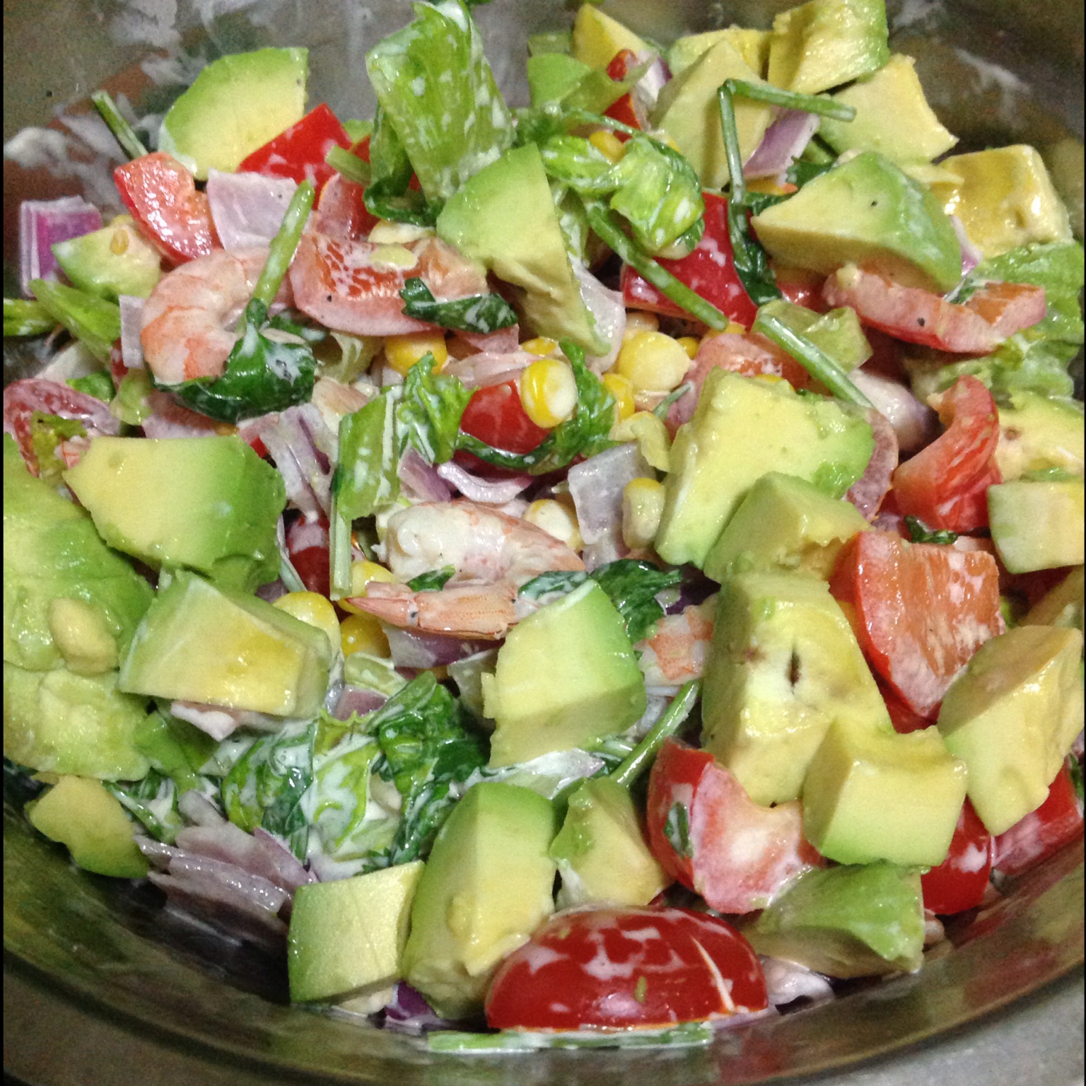 青柠牛油果大虾色拉