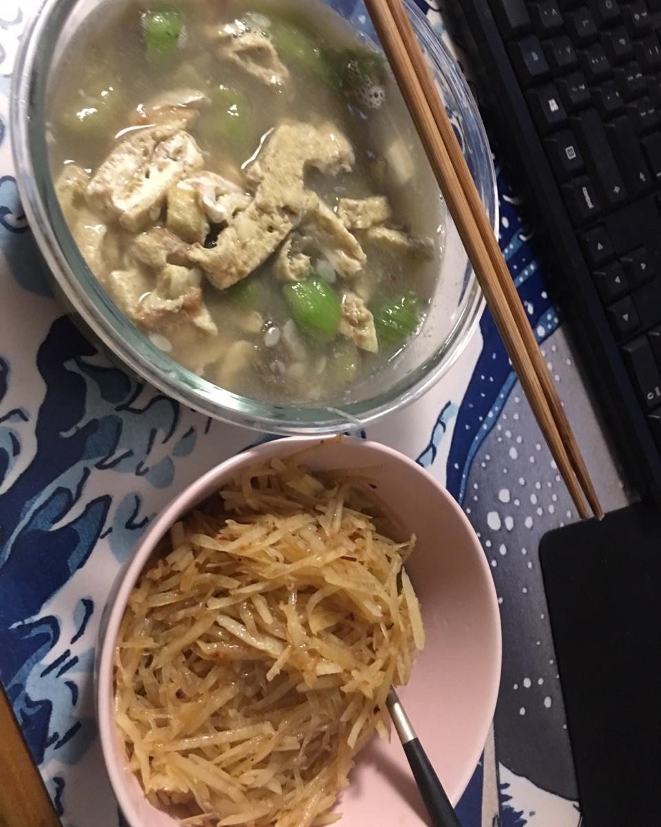 丝瓜煎蛋汤（面）