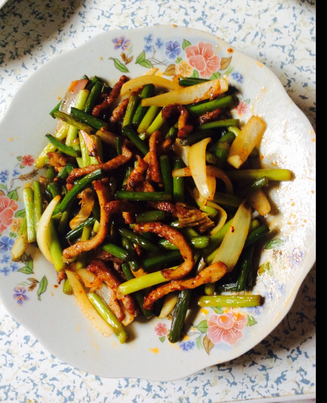 蒜苔炒肉