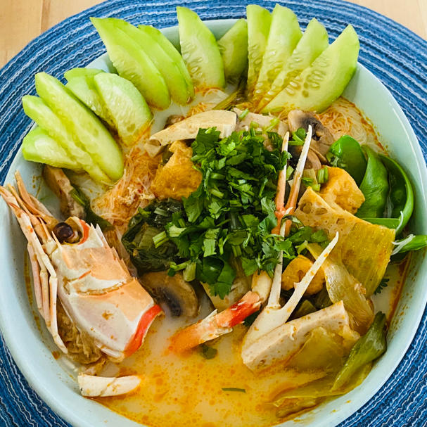 东南亚海鲜叻沙Seafood Laksa