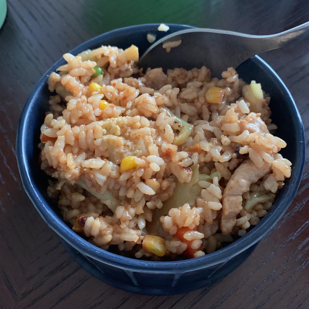 爆好吃的无敌腊肠炒饭