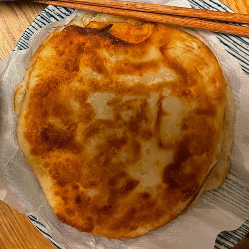 烙饼不硬的小窍门 掌握了你也能看出柔软多层凉了不硬的小油饼