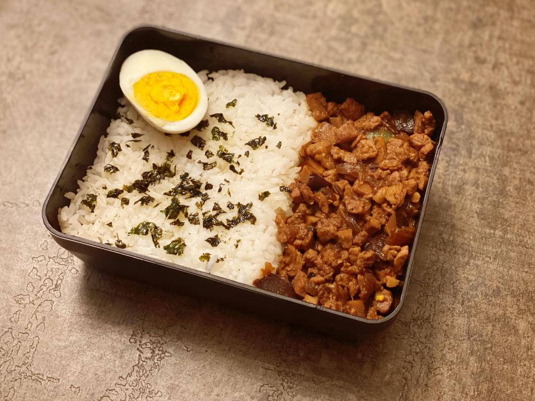 卤肉饭便当