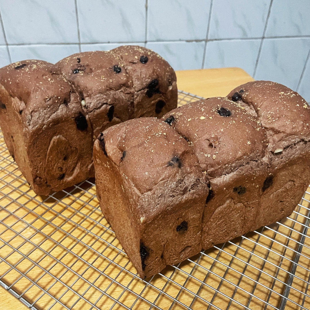 巨~巨好吃的巧克力奶油吐司