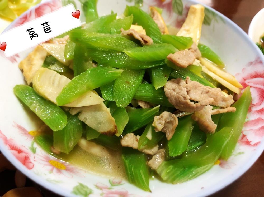 黑椒牛肉粒