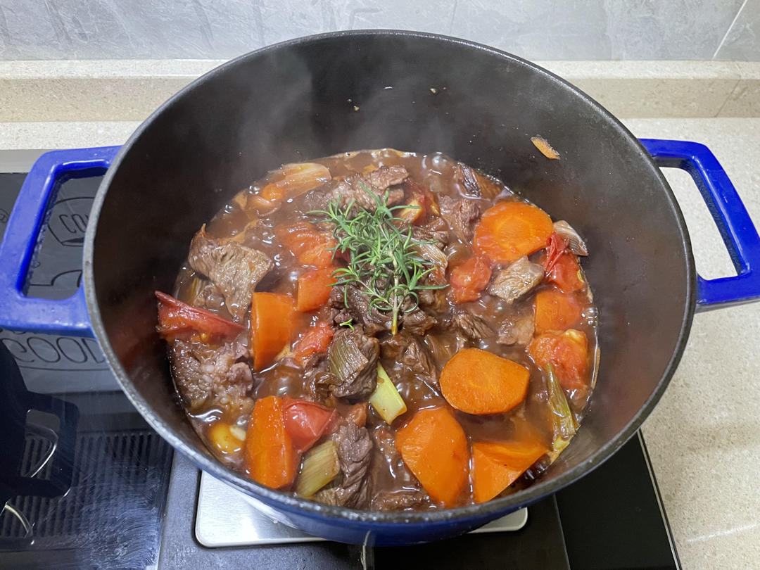法式红酒炖牛肉