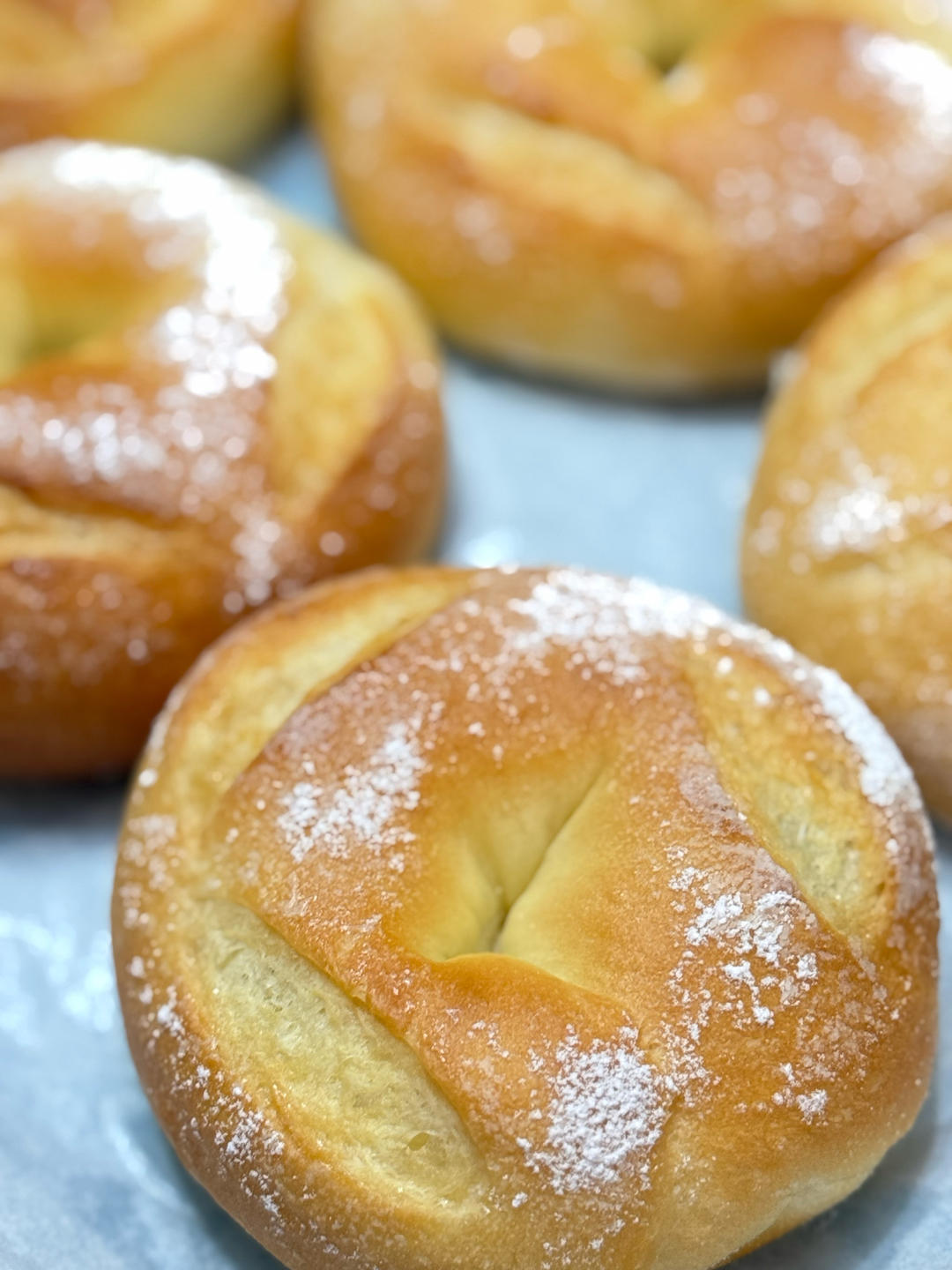 比云朵还软的牛奶面包，液种法甜面包太好吃了！